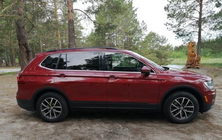 Volkswagen Tiguan II, 2019 год, 3 150 000 рублей, 4 фотография