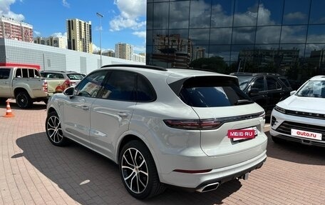 Porsche Cayenne III, 2020 год, 9 200 000 рублей, 2 фотография