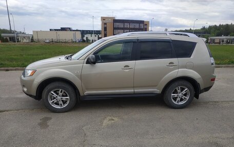 Mitsubishi Outlander III рестайлинг 3, 2008 год, 1 130 000 рублей, 4 фотография