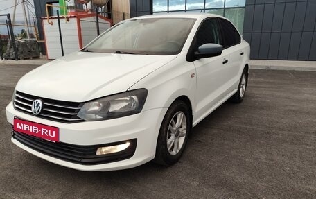 Volkswagen Polo VI (EU Market), 2017 год, 950 000 рублей, 2 фотография