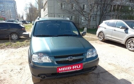 Chevrolet Niva I рестайлинг, 2015 год, 650 000 рублей, 3 фотография