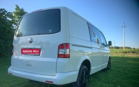 Volkswagen Transporter T5 рестайлинг, 2007 год, 1 190 000 рублей, 8 фотография