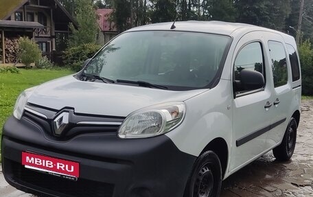Renault Kangoo II рестайлинг, 2020 год, 1 235 000 рублей, 2 фотография