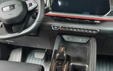 Geely Coolray I, 2023 год, 2 250 000 рублей, 3 фотография