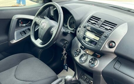 Toyota RAV4, 2011 год, 1 560 000 рублей, 4 фотография