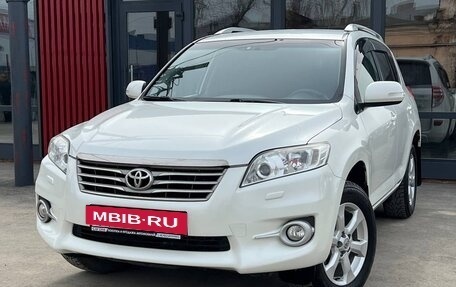 Toyota RAV4, 2011 год, 1 560 000 рублей, 2 фотография