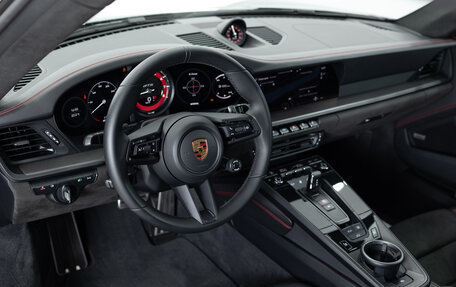 Porsche 911, 2021 год, 16 990 000 рублей, 9 фотография