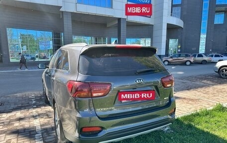 KIA Sorento III Prime рестайлинг, 2018 год, 2 500 000 рублей, 3 фотография