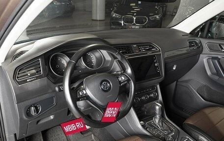 Volkswagen Tiguan II, 2019 год, 1 919 484 рублей, 4 фотография