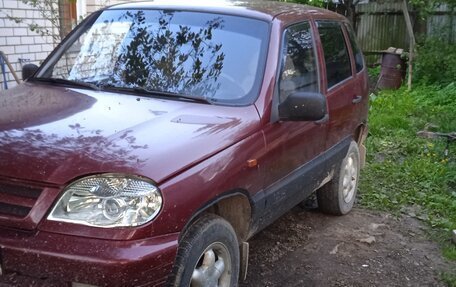 Chevrolet Niva I рестайлинг, 2004 год, 270 000 рублей, 2 фотография
