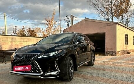 Lexus RX IV рестайлинг, 2020 год, 3 800 000 рублей, 2 фотография