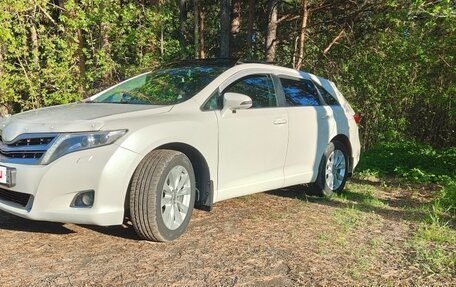 Toyota Venza I, 2013 год, 2 550 000 рублей, 2 фотография