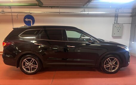 Hyundai Santa Fe III рестайлинг, 2016 год, 2 100 000 рублей, 3 фотография