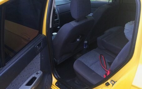 Hyundai Getz I рестайлинг, 2004 год, 229 999 рублей, 3 фотография