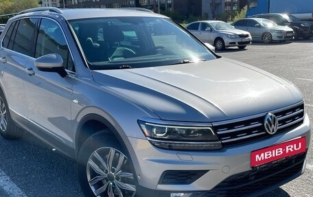 Volkswagen Tiguan II, 2018 год, 2 890 000 рублей, 2 фотография