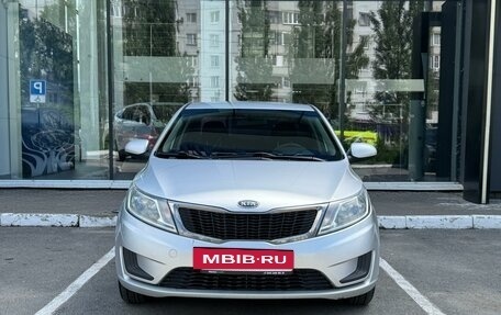 KIA Rio III рестайлинг, 2012 год, 550 000 рублей, 2 фотография