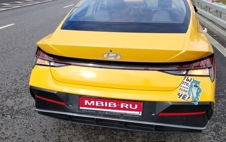 Hyundai Elantra, 2023 год, 3 200 000 рублей, 3 фотография