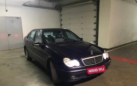 Mercedes-Benz C-Класс, 2003 год, 535 000 рублей, 2 фотография