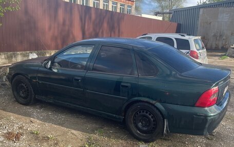 Opel Vectra B рестайлинг, 2000 год, 120 000 рублей, 2 фотография