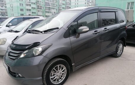 Honda Freed I, 2010 год, 930 000 рублей, 4 фотография