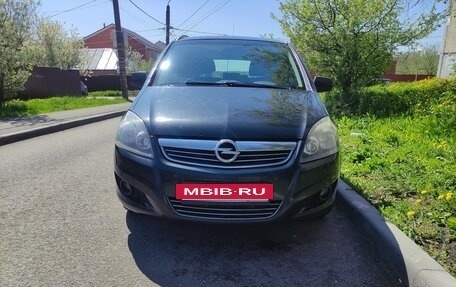 Opel Zafira B, 2012 год, 689 000 рублей, 3 фотография