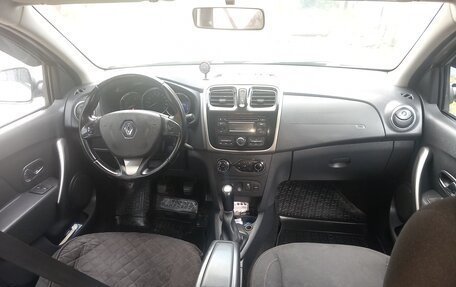 Renault Logan II, 2014 год, 780 000 рублей, 2 фотография