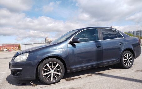Volkswagen Jetta VI, 2008 год, 550 000 рублей, 2 фотография
