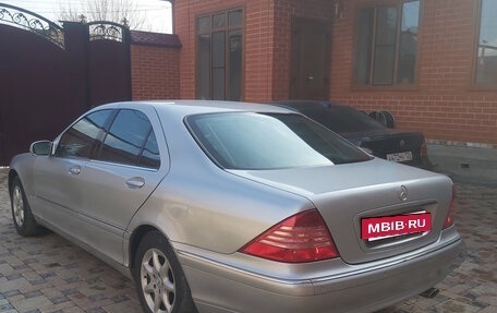 Mercedes-Benz S-Класс, 2001 год, 750 000 рублей, 2 фотография