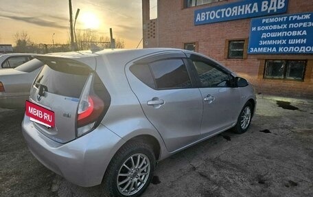Toyota Aqua I, 2013 год, 750 000 рублей, 5 фотография