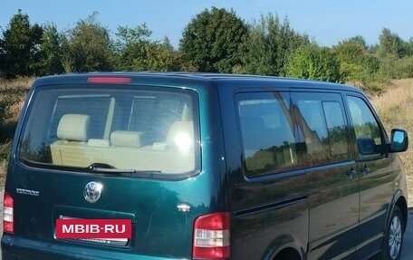 Volkswagen Multivan T5, 2004 год, 1 600 000 рублей, 2 фотография