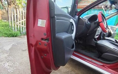 Renault Sandero I, 2012 год, 800 000 рублей, 10 фотография
