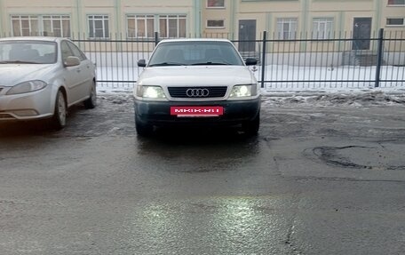 Audi A6, 1995 год, 260 000 рублей, 6 фотография