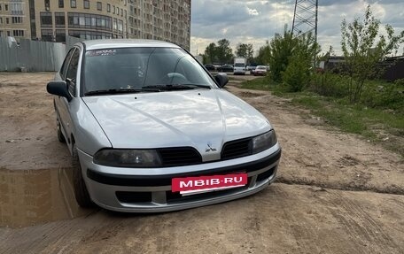 Mitsubishi Carisma I, 2001 год, 280 000 рублей, 3 фотография