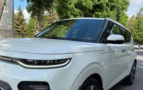 KIA Soul III, 2021 год, 2 380 000 рублей, 10 фотография