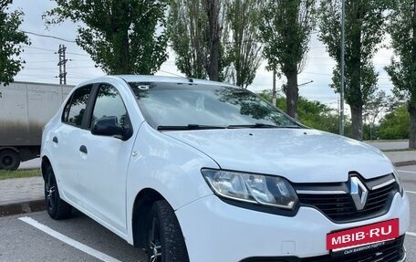 Renault Logan II, 2016 год, 560 000 рублей, 2 фотография