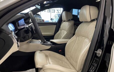 BMW 5 серия, 2018 год, 3 900 000 рублей, 10 фотография