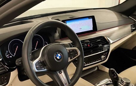 BMW 5 серия, 2018 год, 3 900 000 рублей, 14 фотография