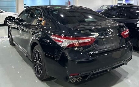 Toyota Camry, 2022 год, 2 290 000 рублей, 4 фотография