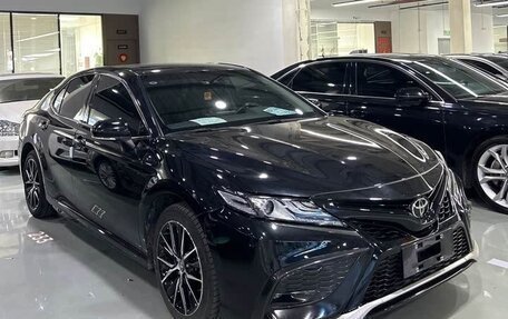 Toyota Camry, 2022 год, 2 290 000 рублей, 3 фотография