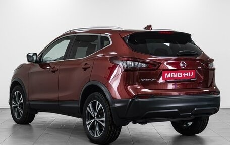 Nissan Qashqai, 2022 год, 2 000 000 рублей, 2 фотография