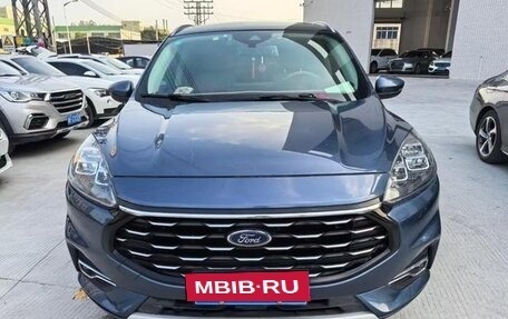 Ford Escape, 2021 год, 2 000 000 рублей, 3 фотография