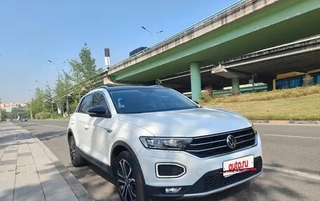 Volkswagen T-Roc I, 2020 год, 1 308 810 рублей, 3 фотография