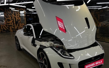 Jaguar F-Type I рестайлинг 2, 2015 год, 4 290 000 рублей, 4 фотография