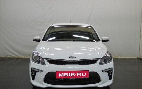 KIA Rio IV, 2018 год, 1 350 000 рублей, 2 фотография