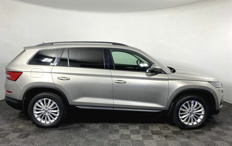 Skoda Kodiaq I, 2019 год, 3 000 000 рублей, 4 фотография