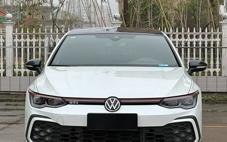 Volkswagen Golf GTI, 2022 год, 2 800 100 рублей, 5 фотография