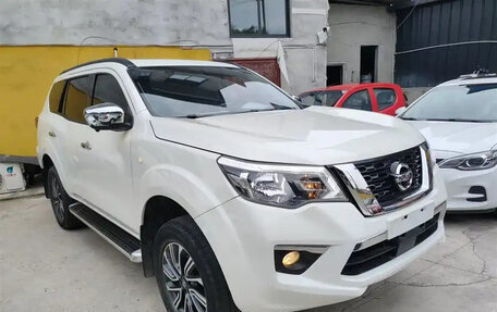 Nissan Terra, 2021 год, 2 350 000 рублей, 4 фотография