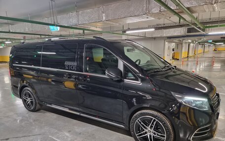 Mercedes-Benz V-Класс, 2024 год, 14 500 000 рублей, 2 фотография