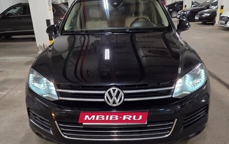 Volkswagen Touareg III, 2012 год, 2 100 000 рублей, 3 фотография