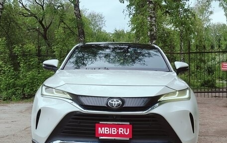 Toyota Harrier, 2021 год, 3 450 000 рублей, 4 фотография